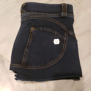 Freddy Demin Effect Shorts